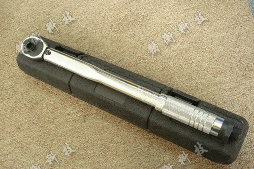 預置式扭矩扳手